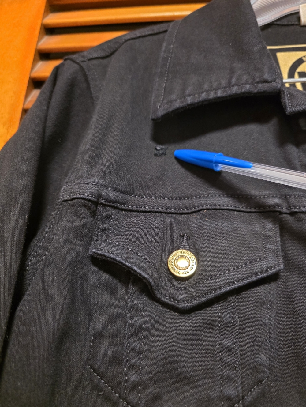 Michael Kors Women's Black Denim Jean Jacket With Gold Logo Buttons Size M - Picture 7 of 15